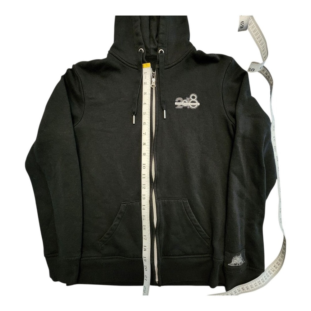 Walt Disney World Parks 2018 Black Hoodie Jacket Cinderella Castle Medium Pocket - Picture 4 of 7